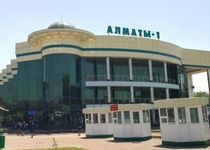 В Алматы вновь столкнулись поезда