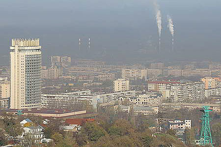 Экологи считают, что Алматы мешает перенаселение