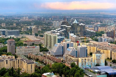 Индекс в Алматы изменился по праздничному сценарию