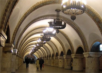 На станциях метро «Сайран» и «Москва» скоро начнутся отделочные работы