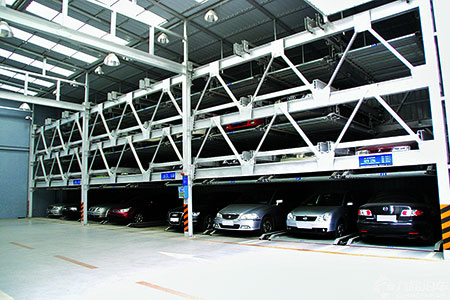 Четыре многоуровневых паркинга построят в&nbsp;Астане