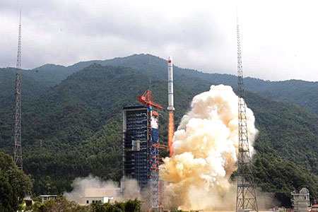 Китай запустил сейсмический спутник