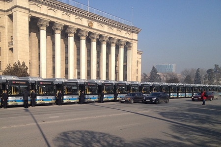 В Алматы привезли ещё сто экоавтобусов