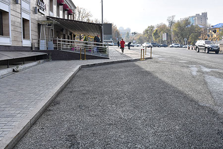 В Алматы, на ул. Желтоксан, расширят пешеходную зону