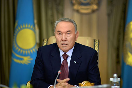 Назарбаев о&nbsp;&laquo;7-20-25&raquo;: взять под контроль, ничего не&nbsp;воровать